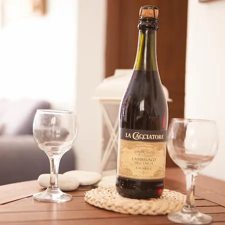 Aquarian Beachfront Διαμέρισμα