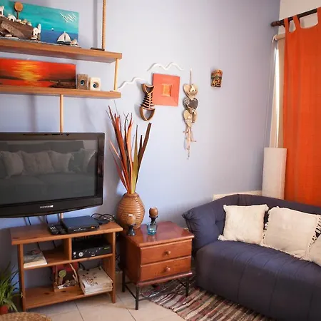 Διαμέρισμα Aquarian Beachfront *