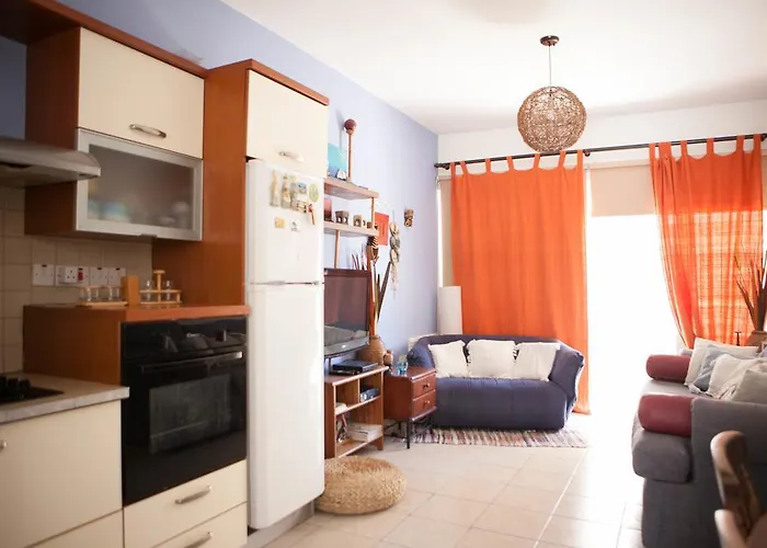 Appartement Aquarian Beachfront Larnaca