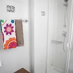 公寓 Aquarian Beachfront 拉纳卡