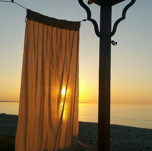 Aquarian Beachfront Λάρνακα